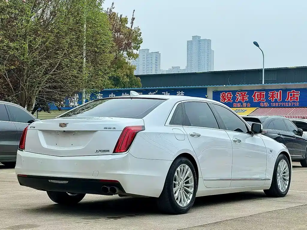 Cadillac CT6 2018 — фото 6