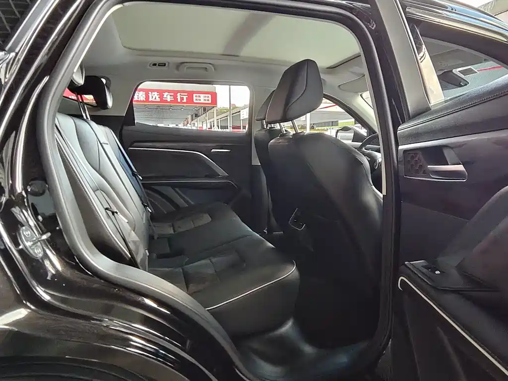 Haval H6 2023 — фото 16