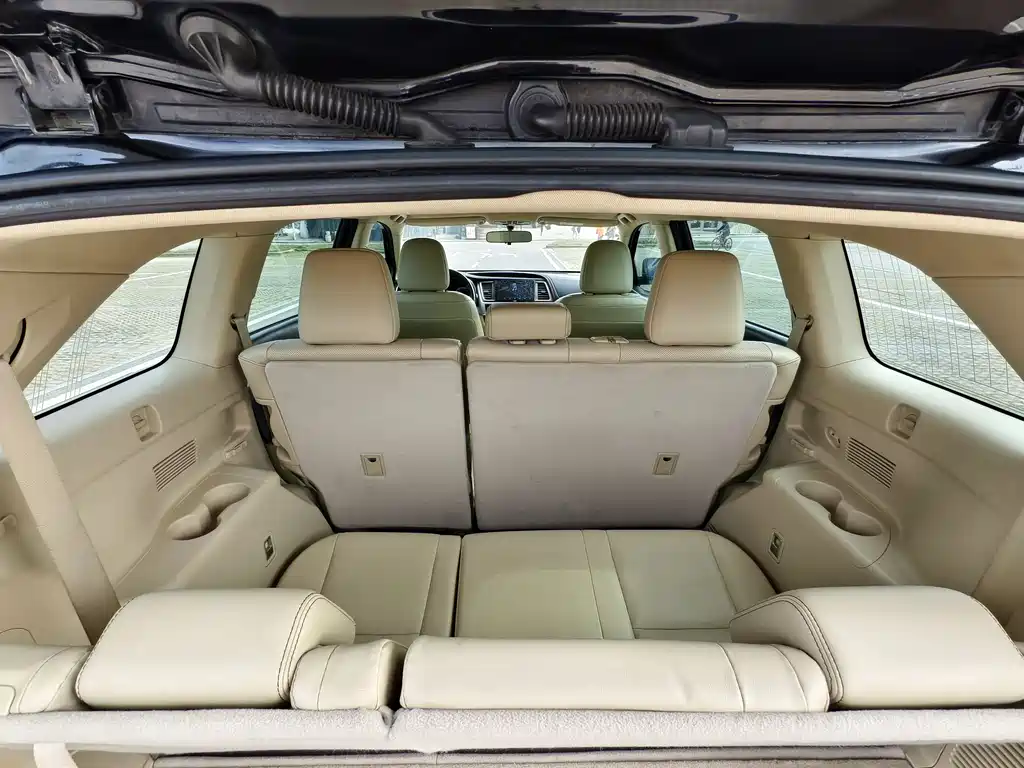 Toyota Highlander 2017 — фото 32