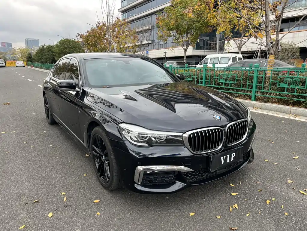 BMW 7 Series 2019 — фото 3