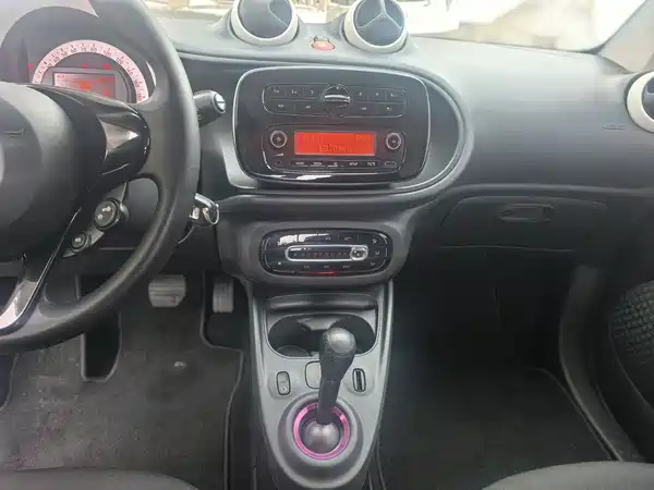 smart fortwo 2018