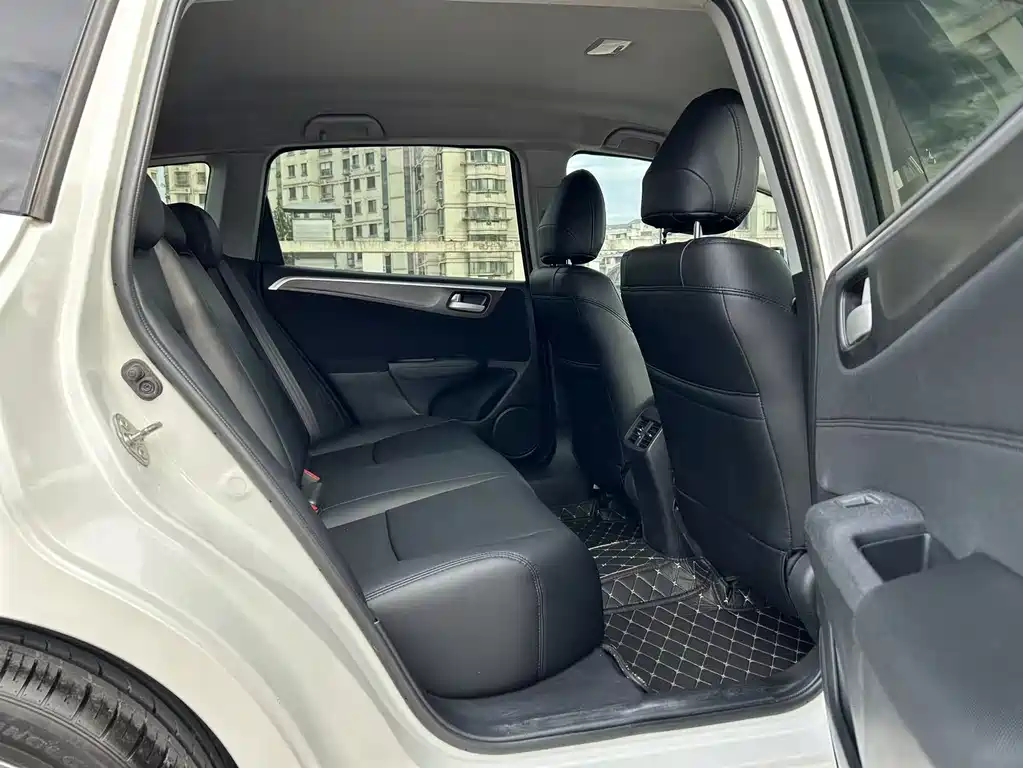 Honda Jade 2017 — фото 18
