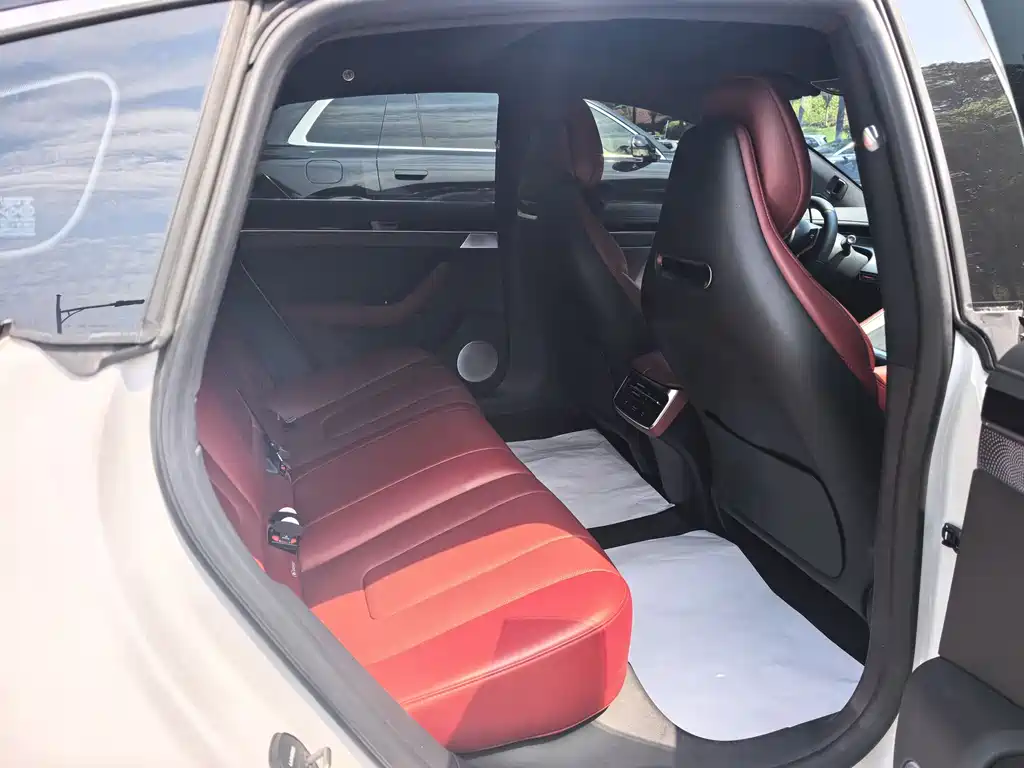 Luxeed Zhijie S7 2024