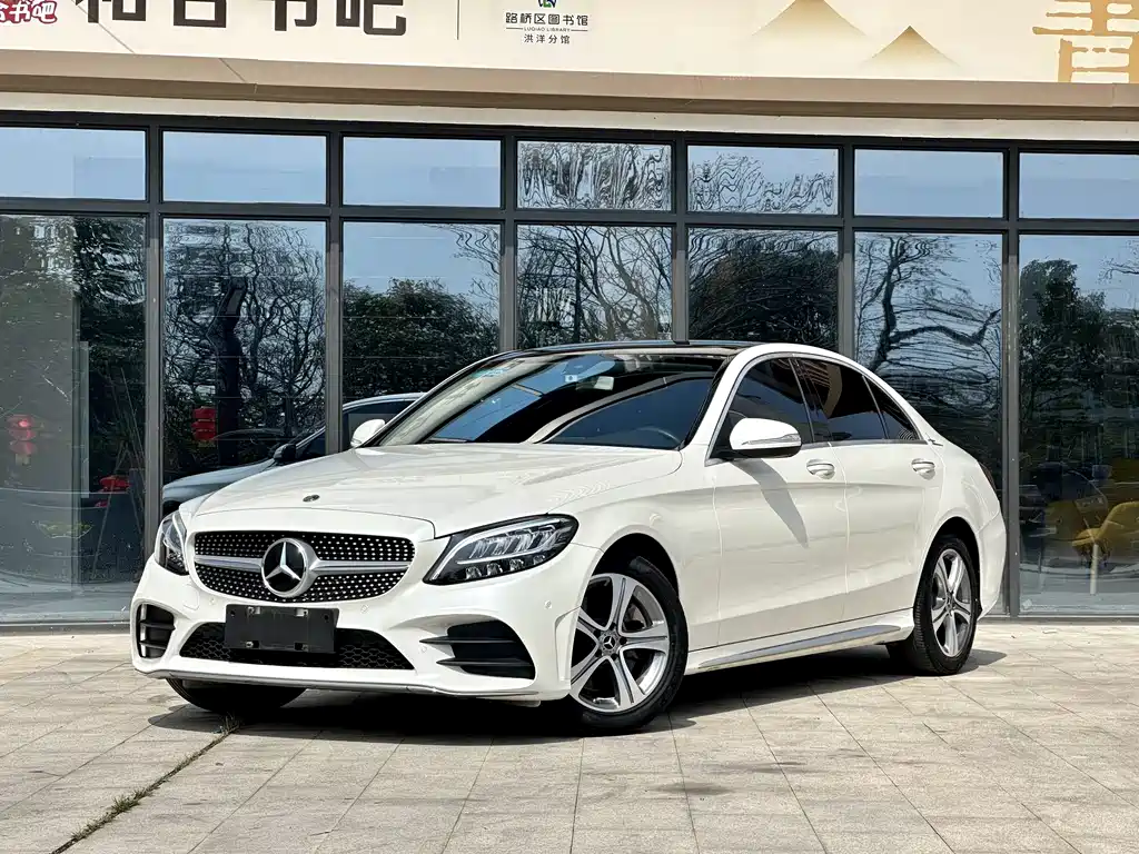 Mercedes-Benz C-Class 2020 — фото 1