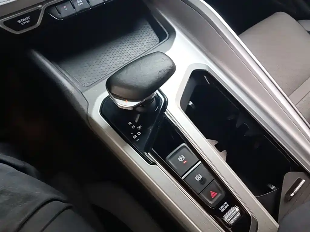 Geely Xingrui 2023 — фото 14