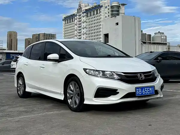 Honda Jade 2017