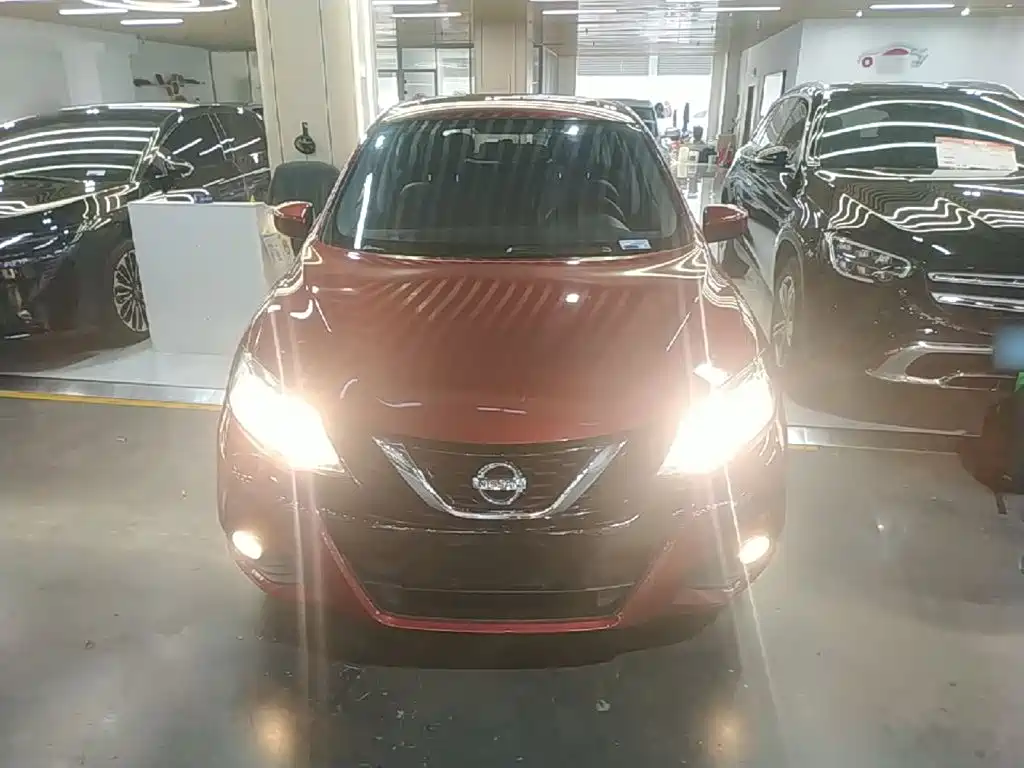 Nissan Tiida 2020
