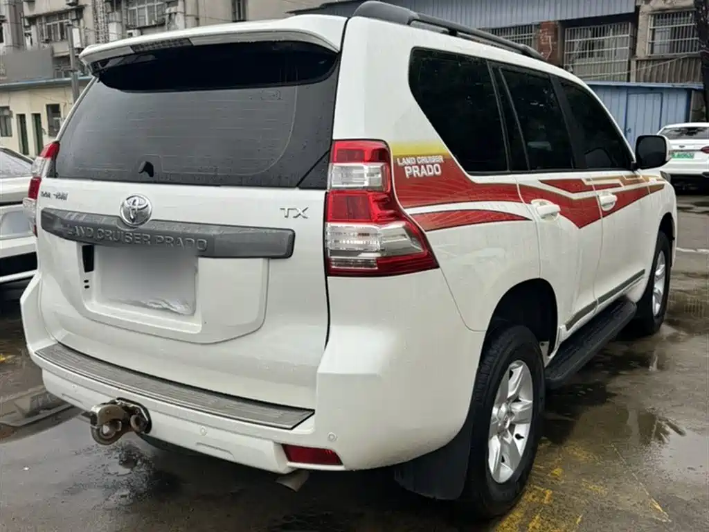 Toyota Prado 2017 — фото 10