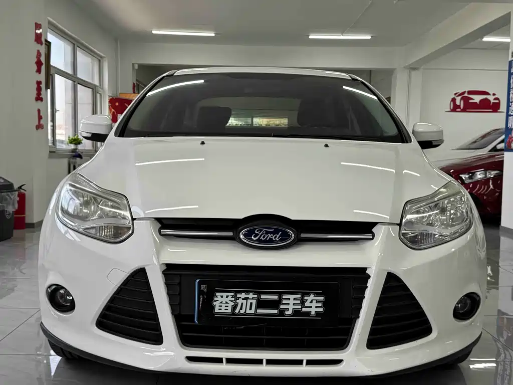 Ford Focus 2015 — фото 2