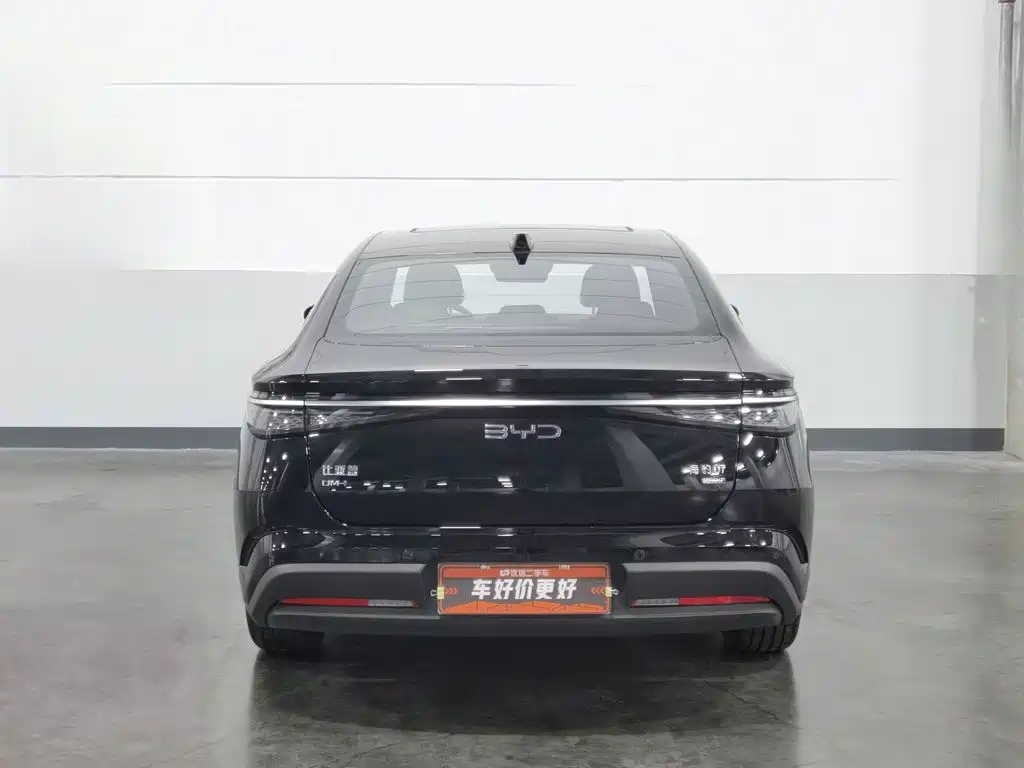 BYD Seal 07 DM-i 2026 — фото 4