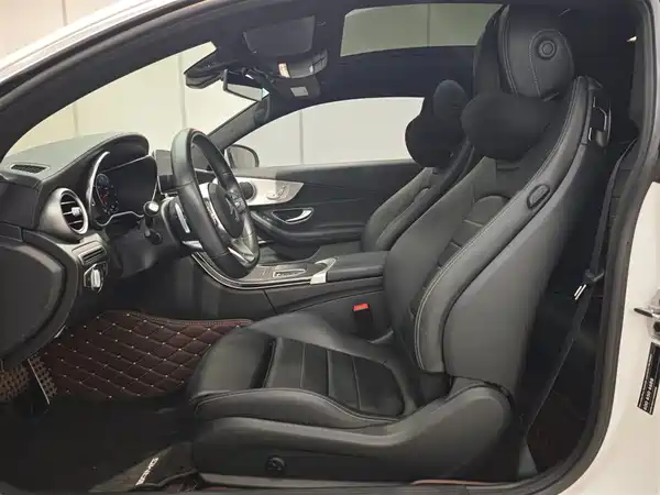 Mercedes-Benz C-Class 2020