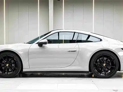 Porsche 911 2024
