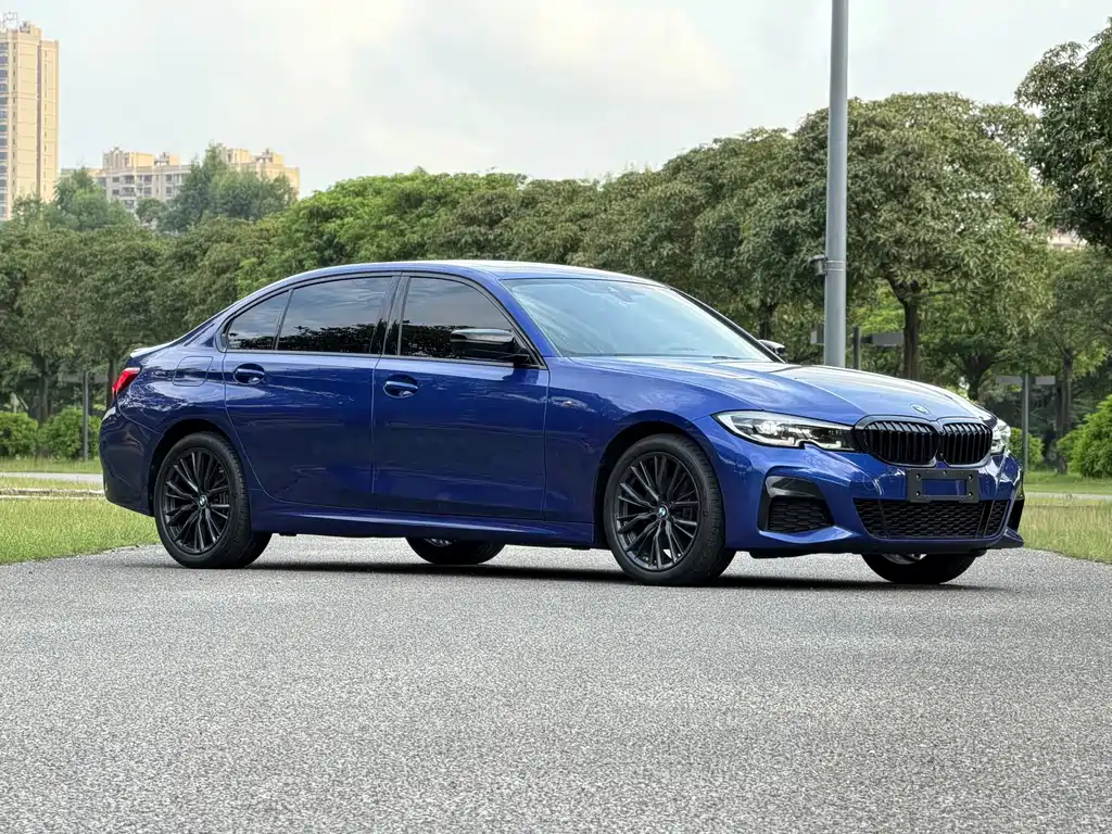 BMW 3 Series 2021