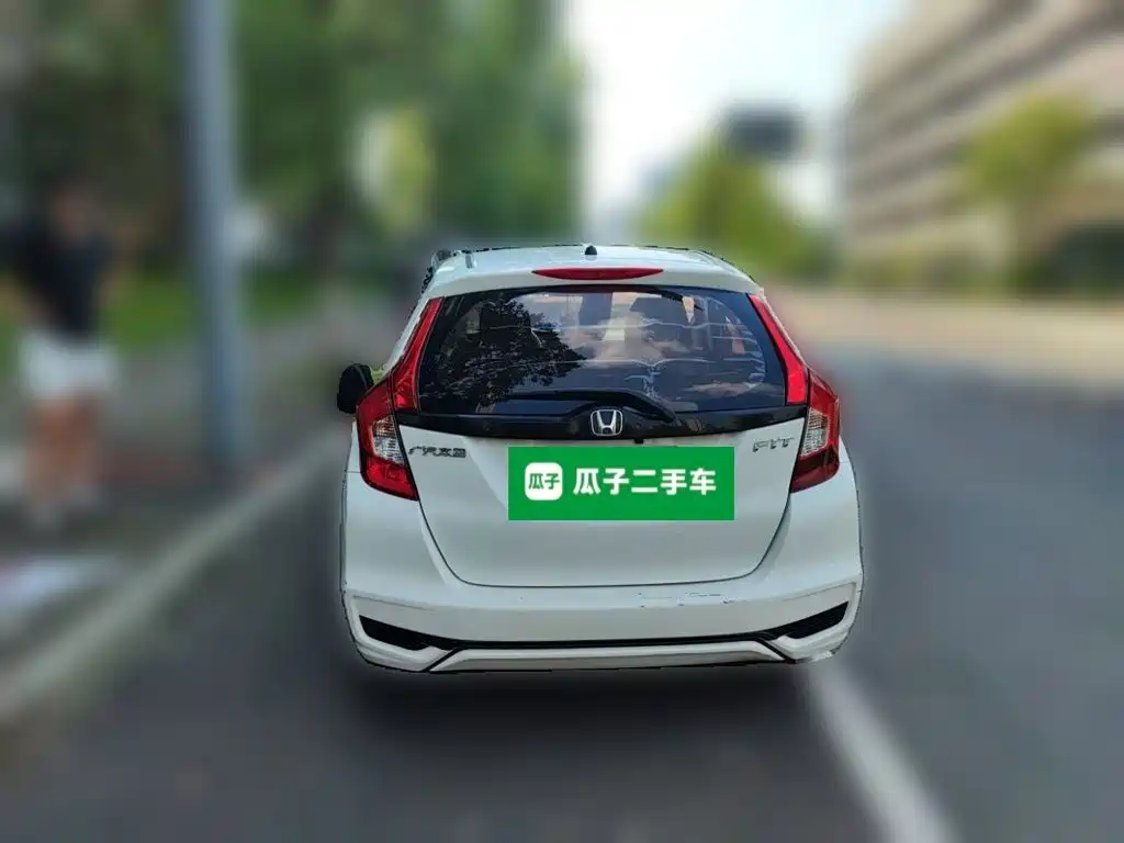 Honda Fit 2018 — фото 3