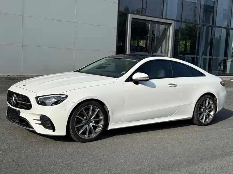 Mercedes-Benz E-Class 2021