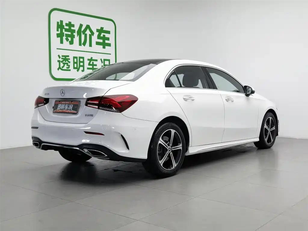 Mercedes-Benz A-Class 2022 — фото 2