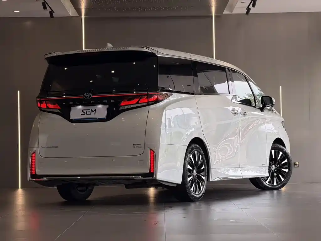 Toyota Vellfire 2024