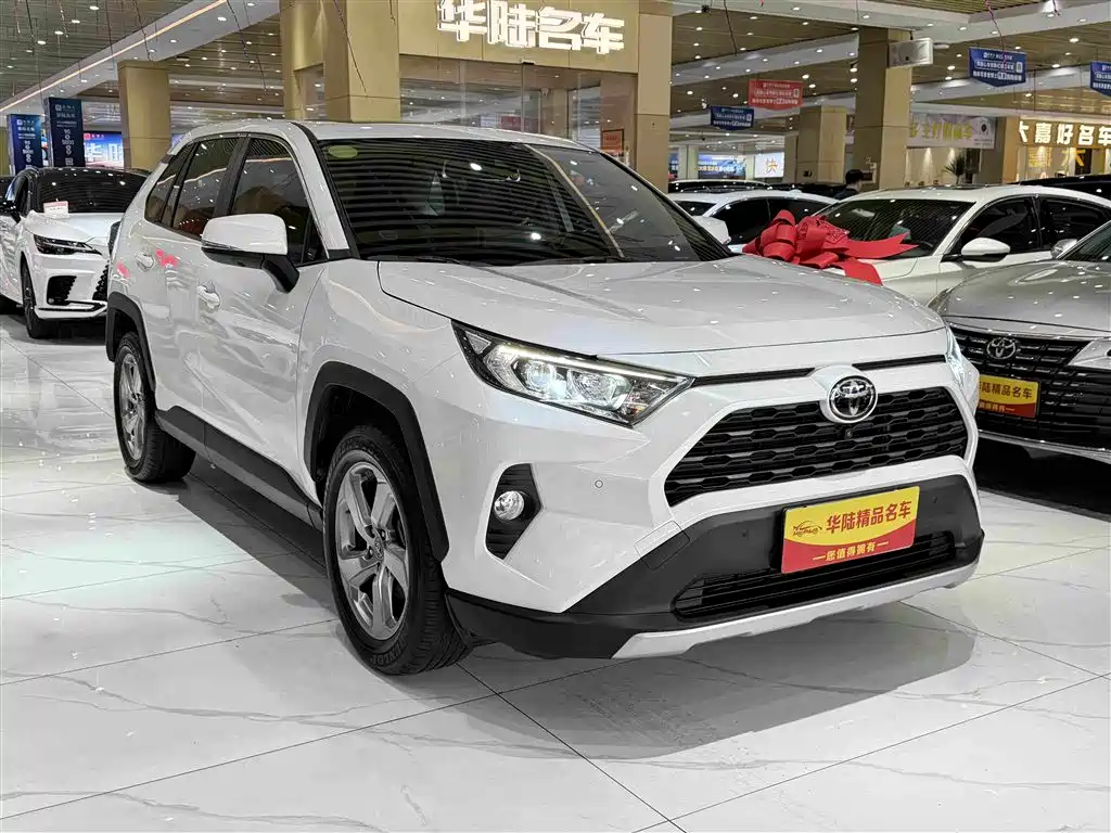Toyota RAV4 2023