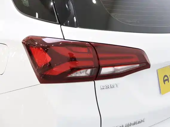 Chevrolet Equinox 2021 — фото 15