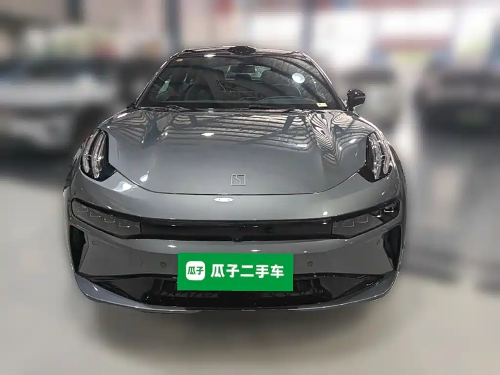 Zeekr 001 2024