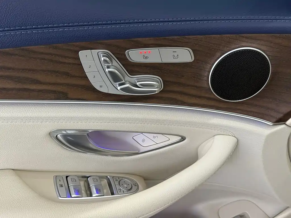 Mercedes-Benz E-Class 2023