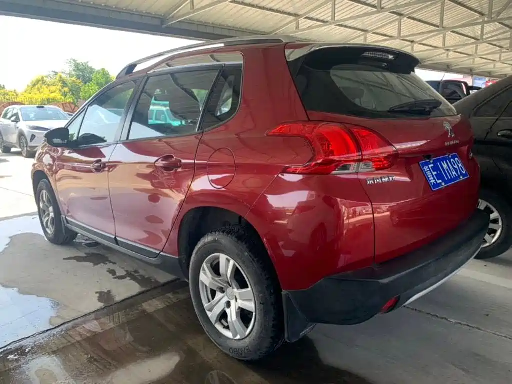 Peugeot 2008 2015