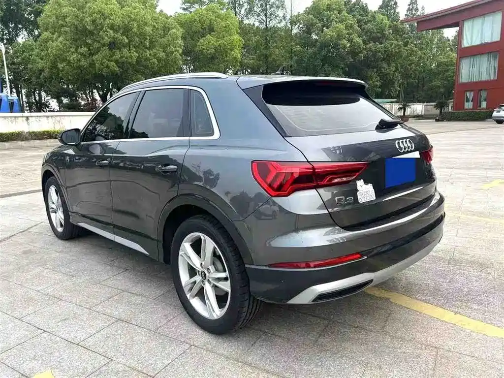 Audi Q3 2020 — фото 3
