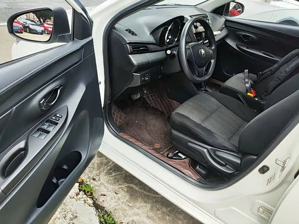 Toyota Vios FS 2018 — фото 16