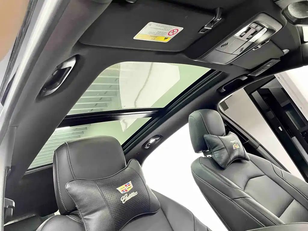 Cadillac XT4 2021 — фото 13