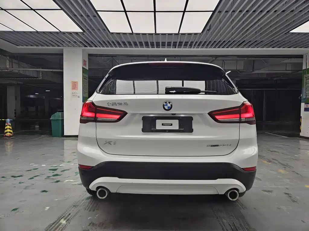 BMW X1 2021 — фото 6