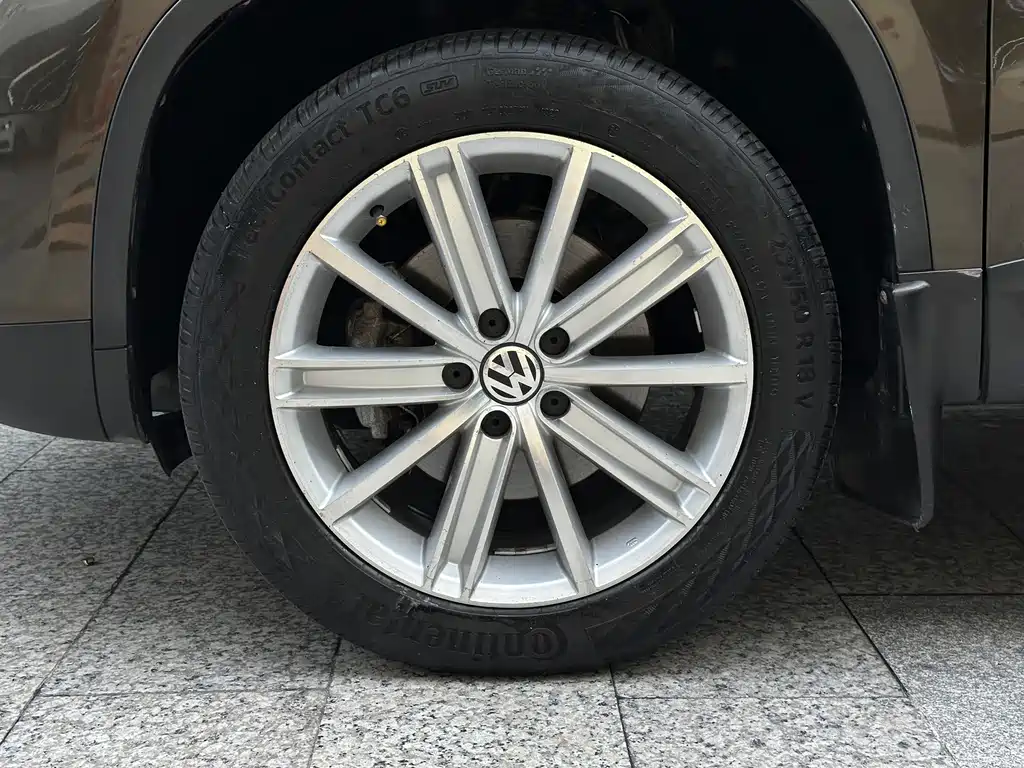Volkswagen Tiguan 2014 — фото 15