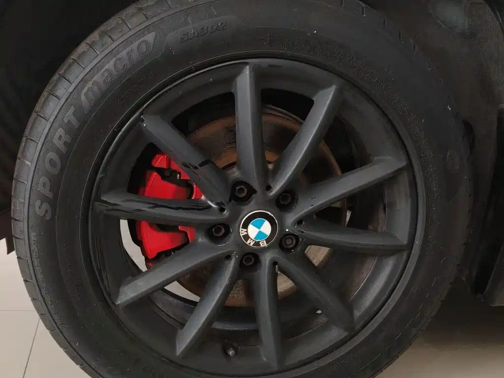 BMW X1 2018 — фото 11