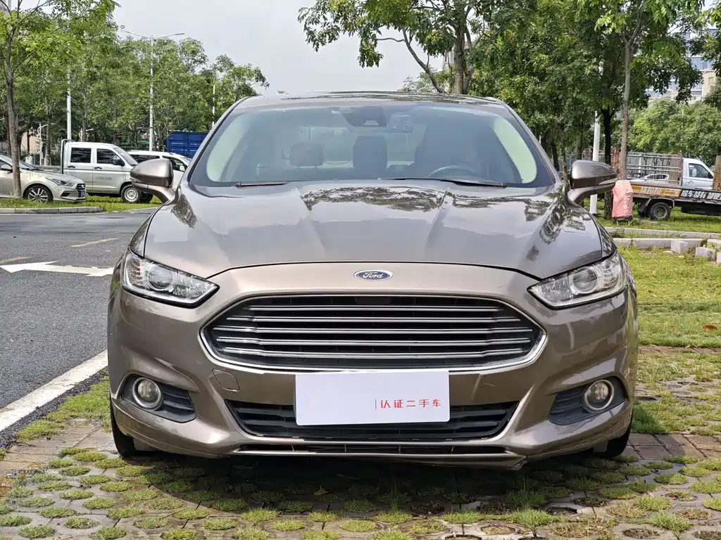 Ford Mondeo 2013 — фото 2