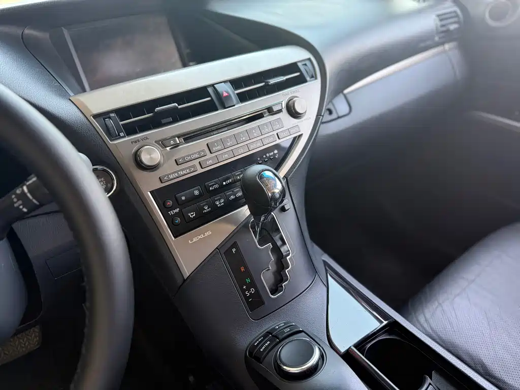 Lexus RX Classic 2014 — фото 12