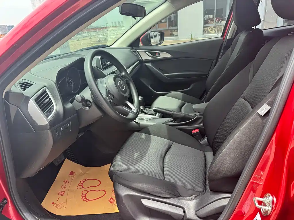 Mazda 3 Axela 2019