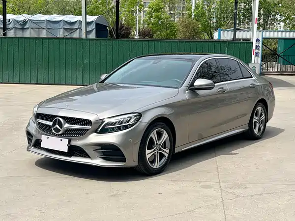 Mercedes-Benz C-Class 2021