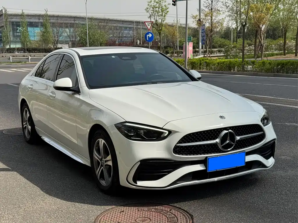 Mercedes-Benz C-Class 2022 — фото 23