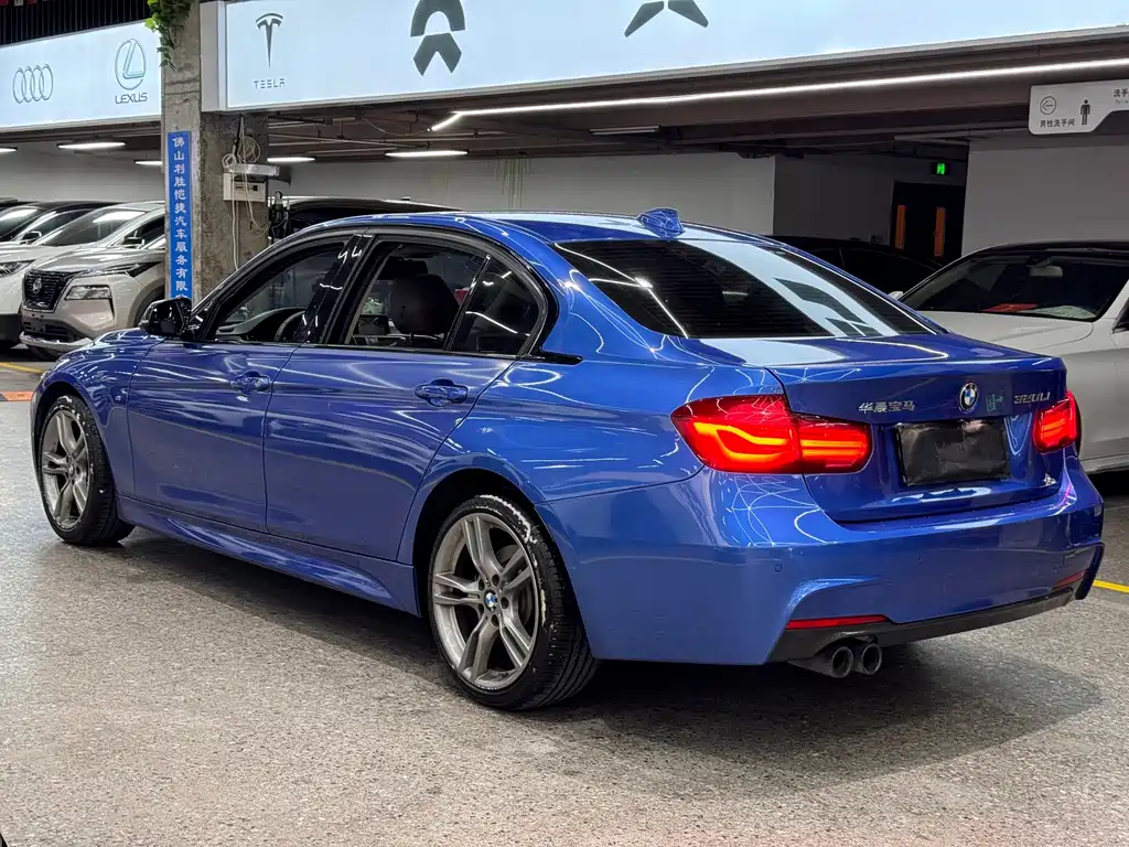 BMW 3 Series 2018 — фото 4