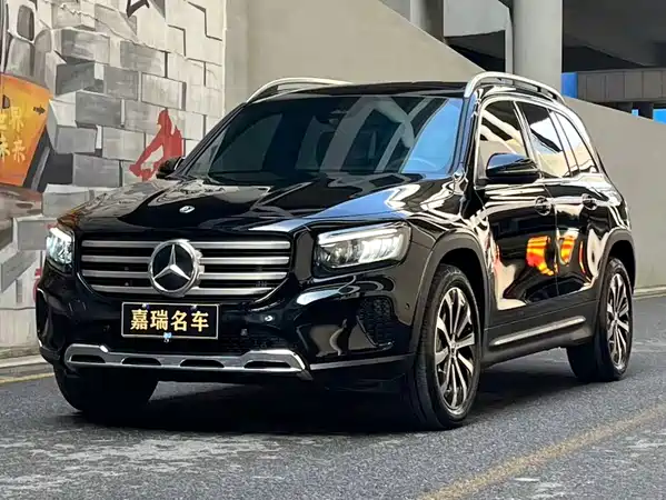 Mercedes-Benz GLB 2025