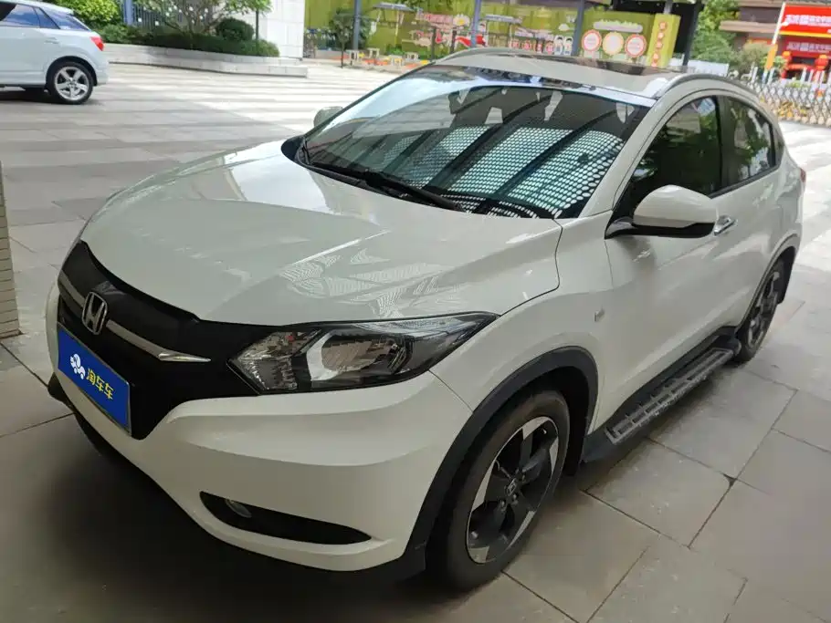 Honda Vezel 2016
