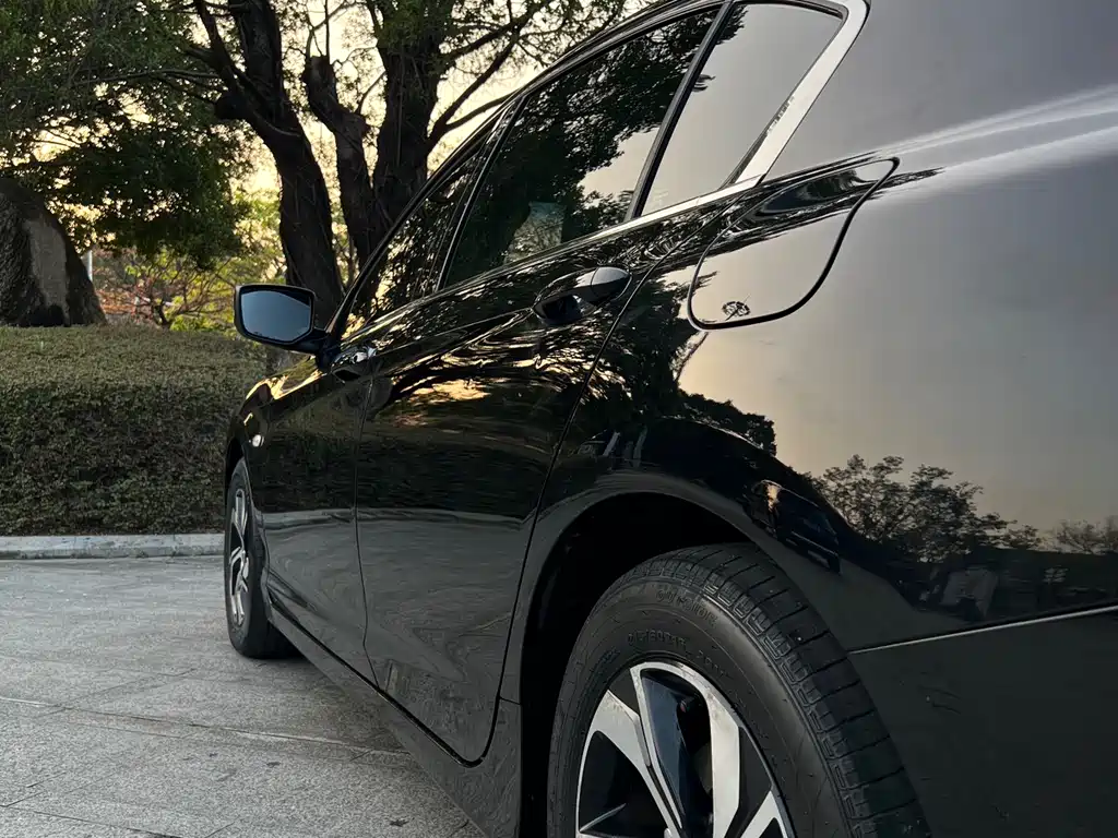 Honda Accord 2017 — фото 15