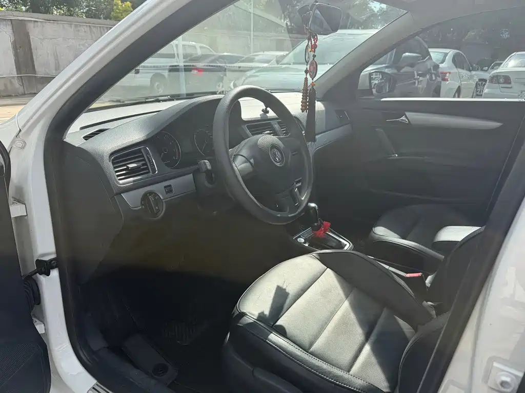 Volkswagen Gran Lavida 2015