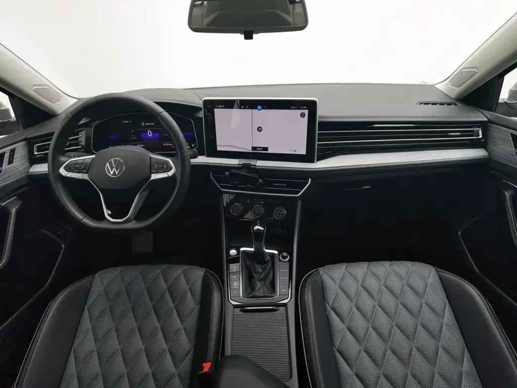 Volkswagen Sagitar 2024