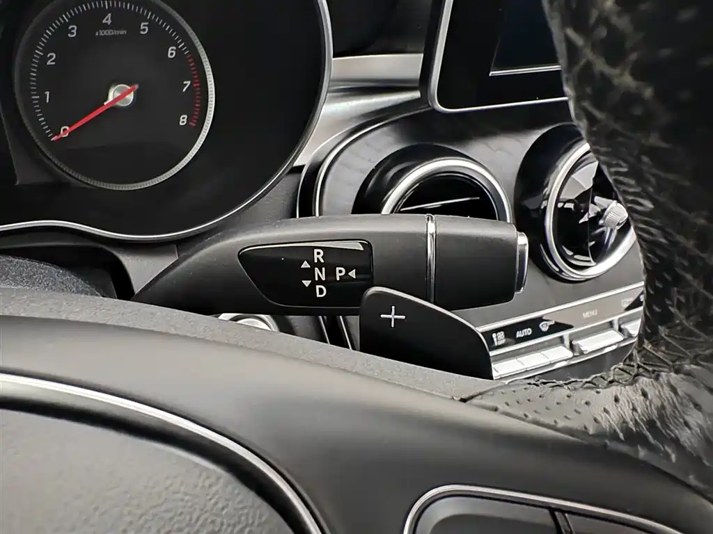 Mercedes-Benz C-Class 2017 — фото 13