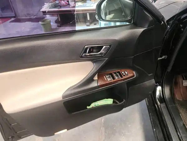 Toyota Reiz 2016