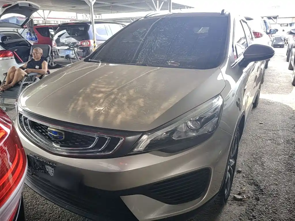 Geely Emgrand GS 2018 — фото 3