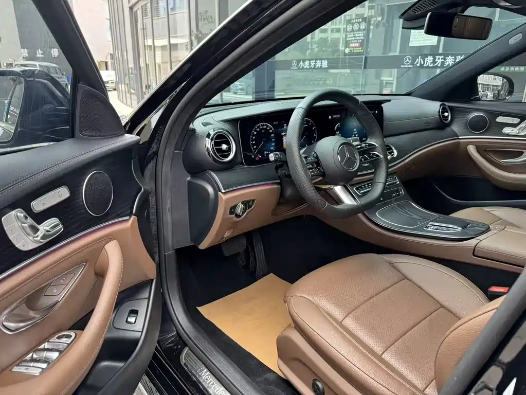 Mercedes-Benz E-Class 2023