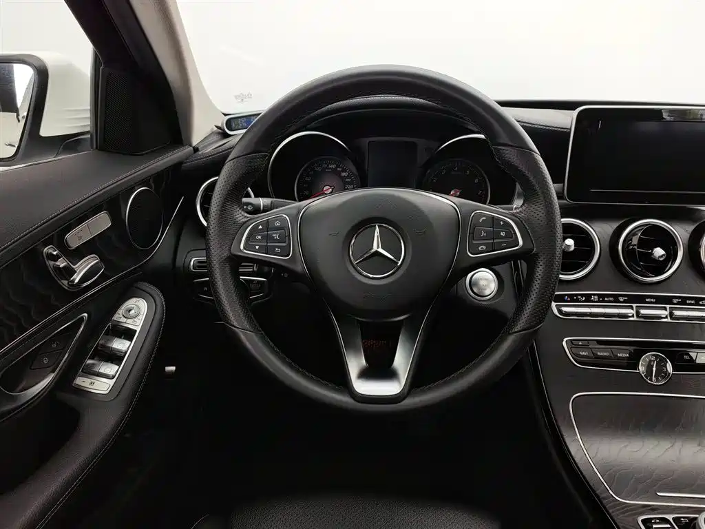 Mercedes-Benz C-Class 2017 — фото 11