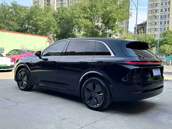 Li Auto L7 2024