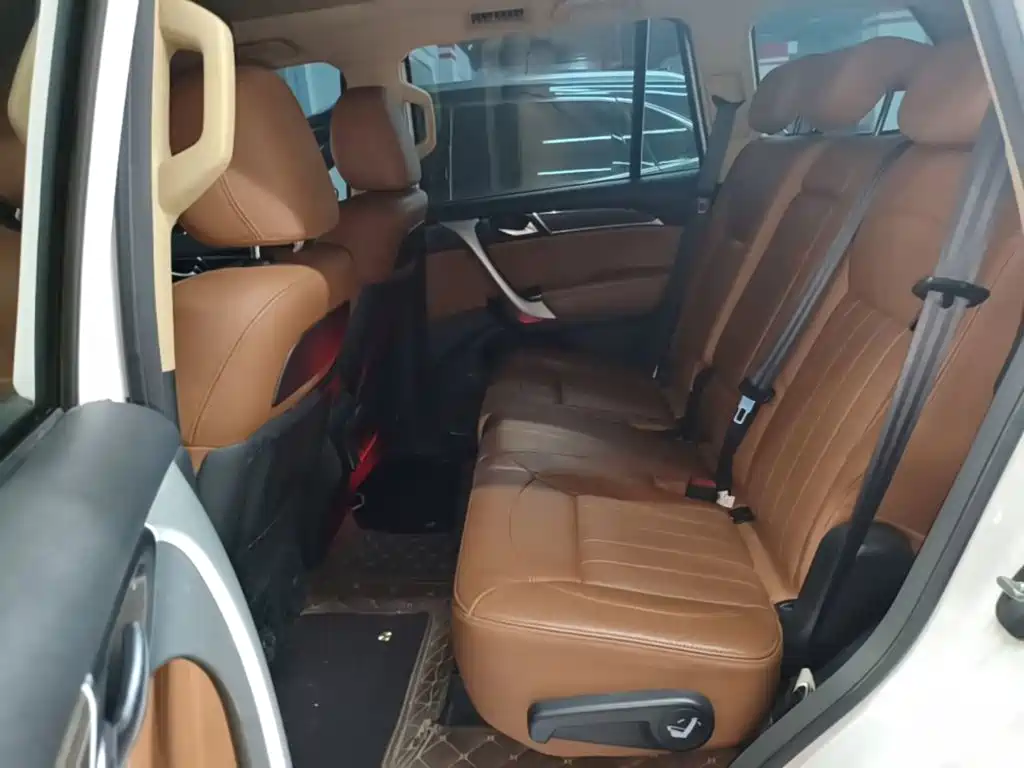 Haval H9 2015 — фото 17